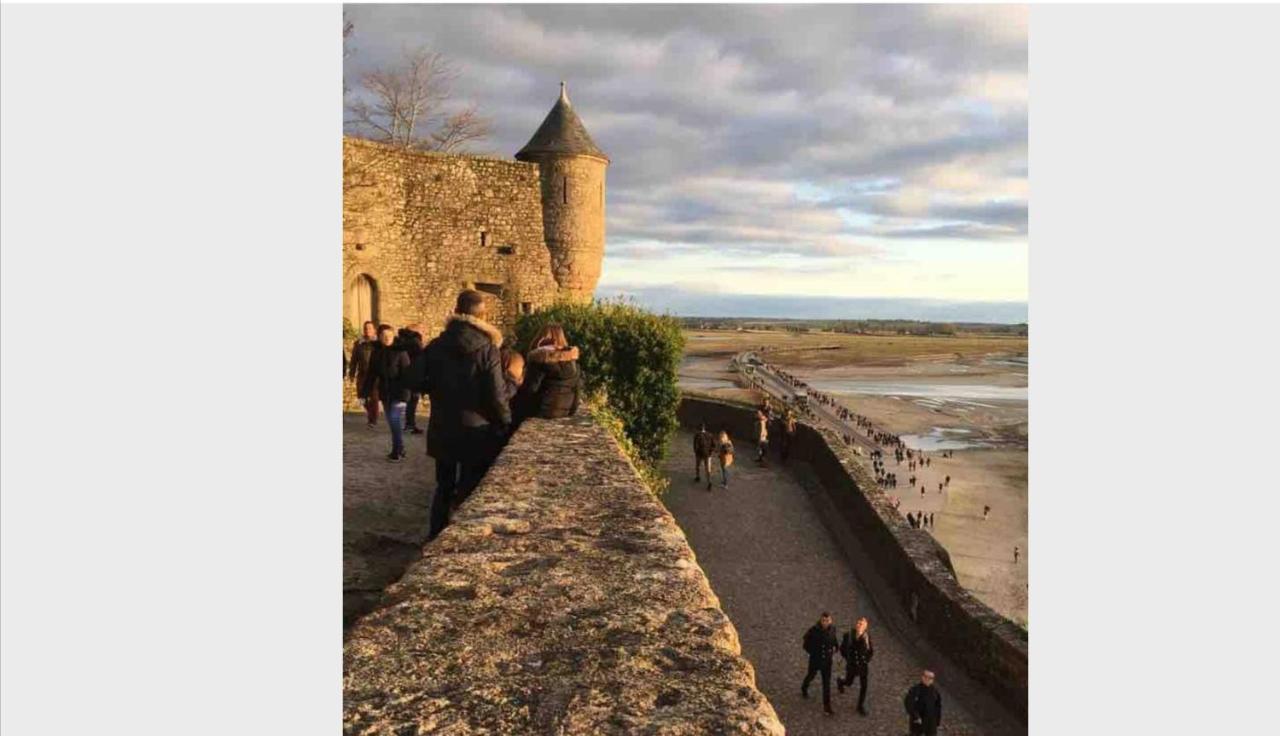 פונטורסון Maison Familiale A 10 Min Du Mont Saint Michel מראה חיצוני תמונה