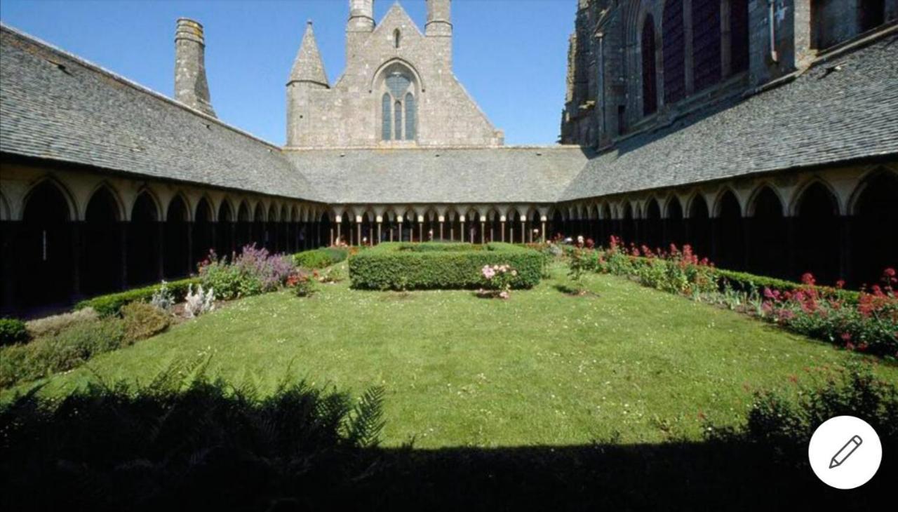 פונטורסון Maison Familiale A 10 Min Du Mont Saint Michel מראה חיצוני תמונה